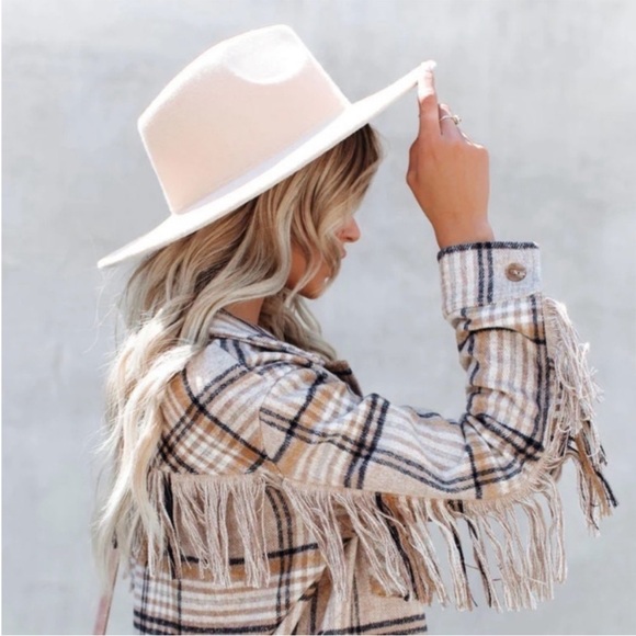 Western Style Cream Wide-Brim Hat - Picture 2 of 4